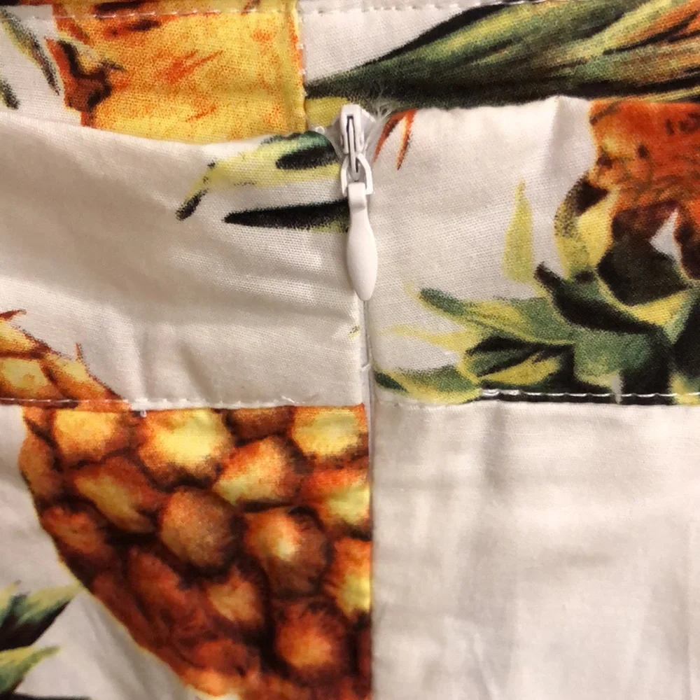 NEW Sucrefas White Pineapple 🍍 Pleated A-Line Skirt - Picture 5 of 9